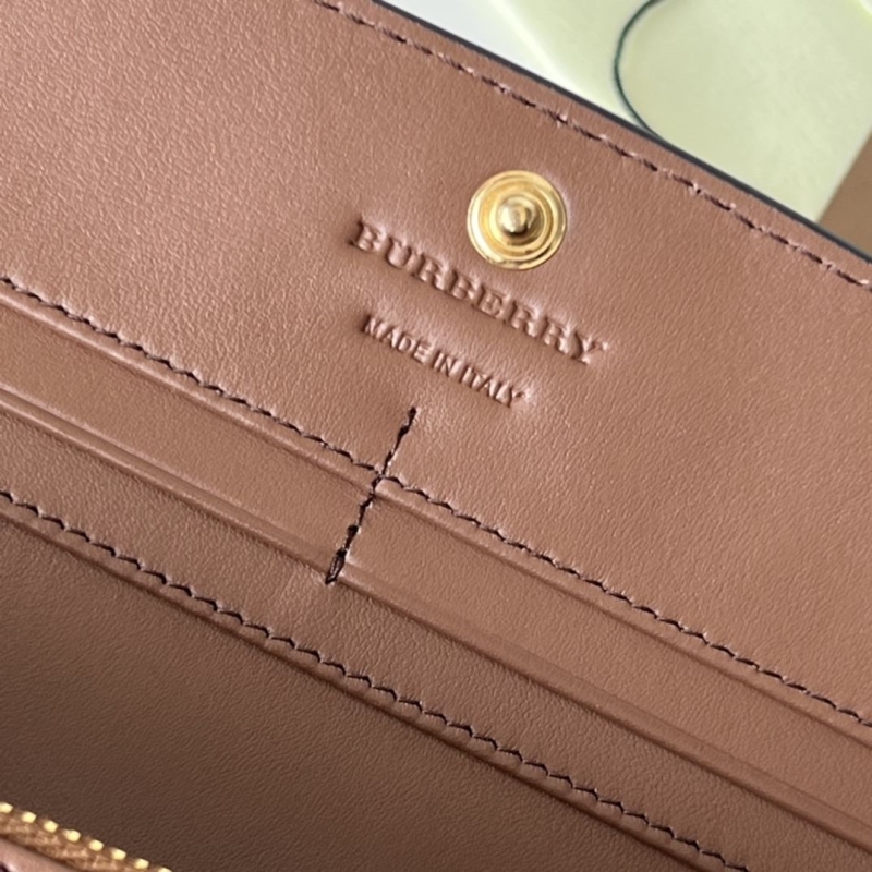 Bv*b*rry wallets